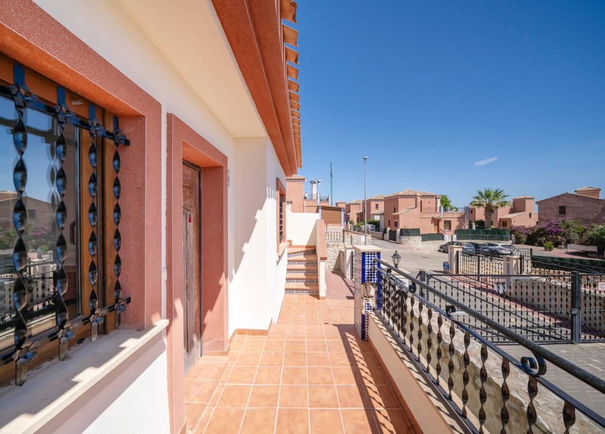 Bestaand - Townhouse / Semi-detached - San Miguel de Salinas - San Miguel