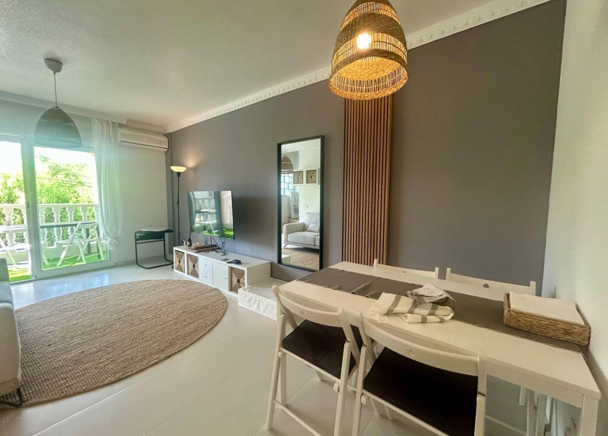 Bestaand - Townhouse / Semi-detached - Algorfa - Montemar