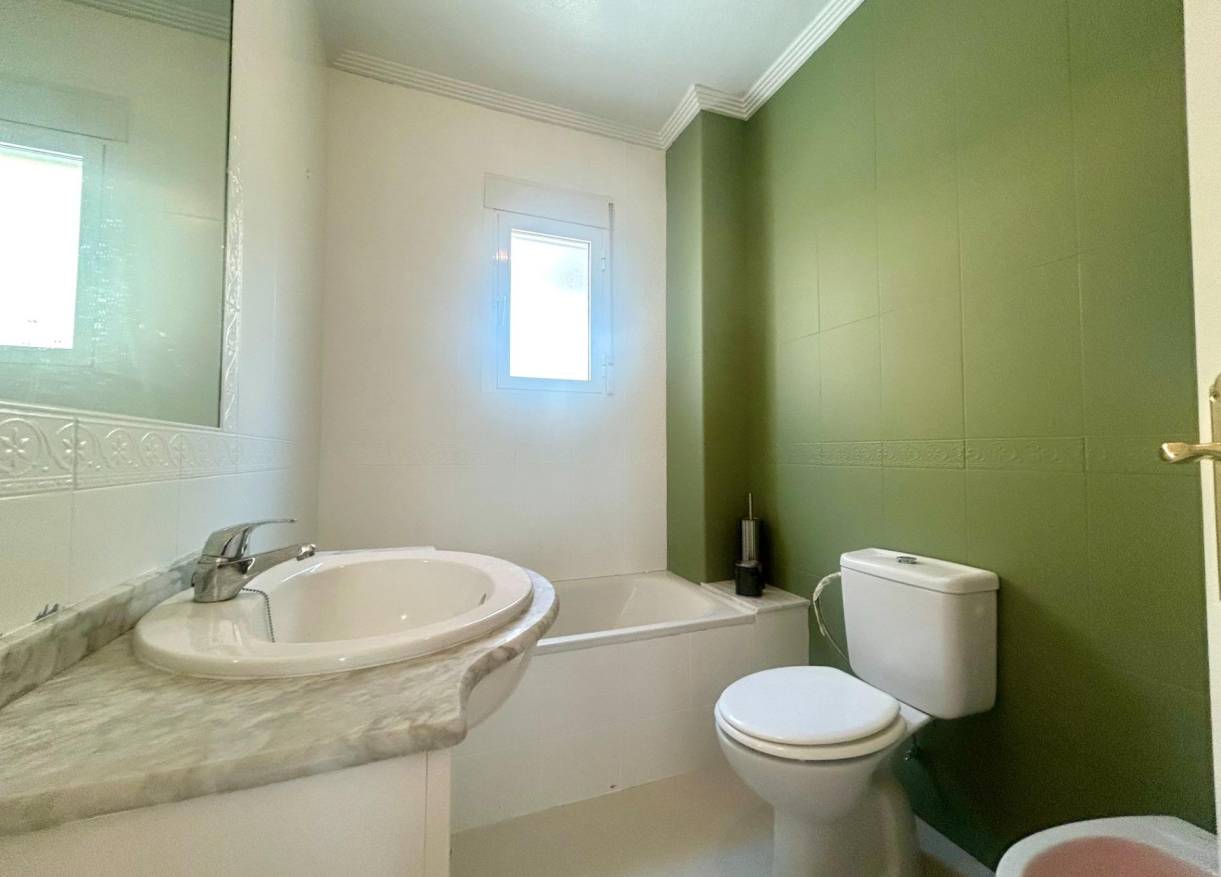 Bestaand - Townhouse / Semi-detached - Algorfa - Montemar