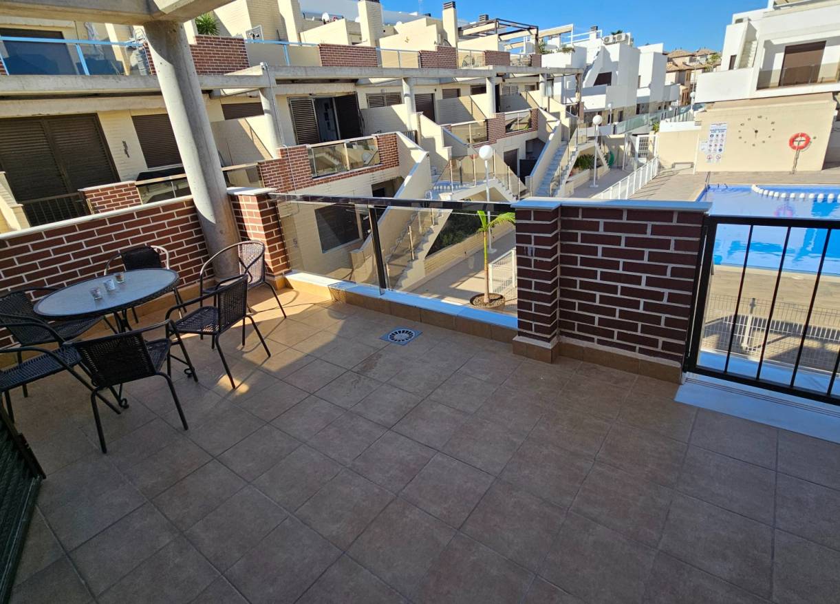 Bestaand - Appartement - Orihuela Costa - Lomas de Cabo Roig