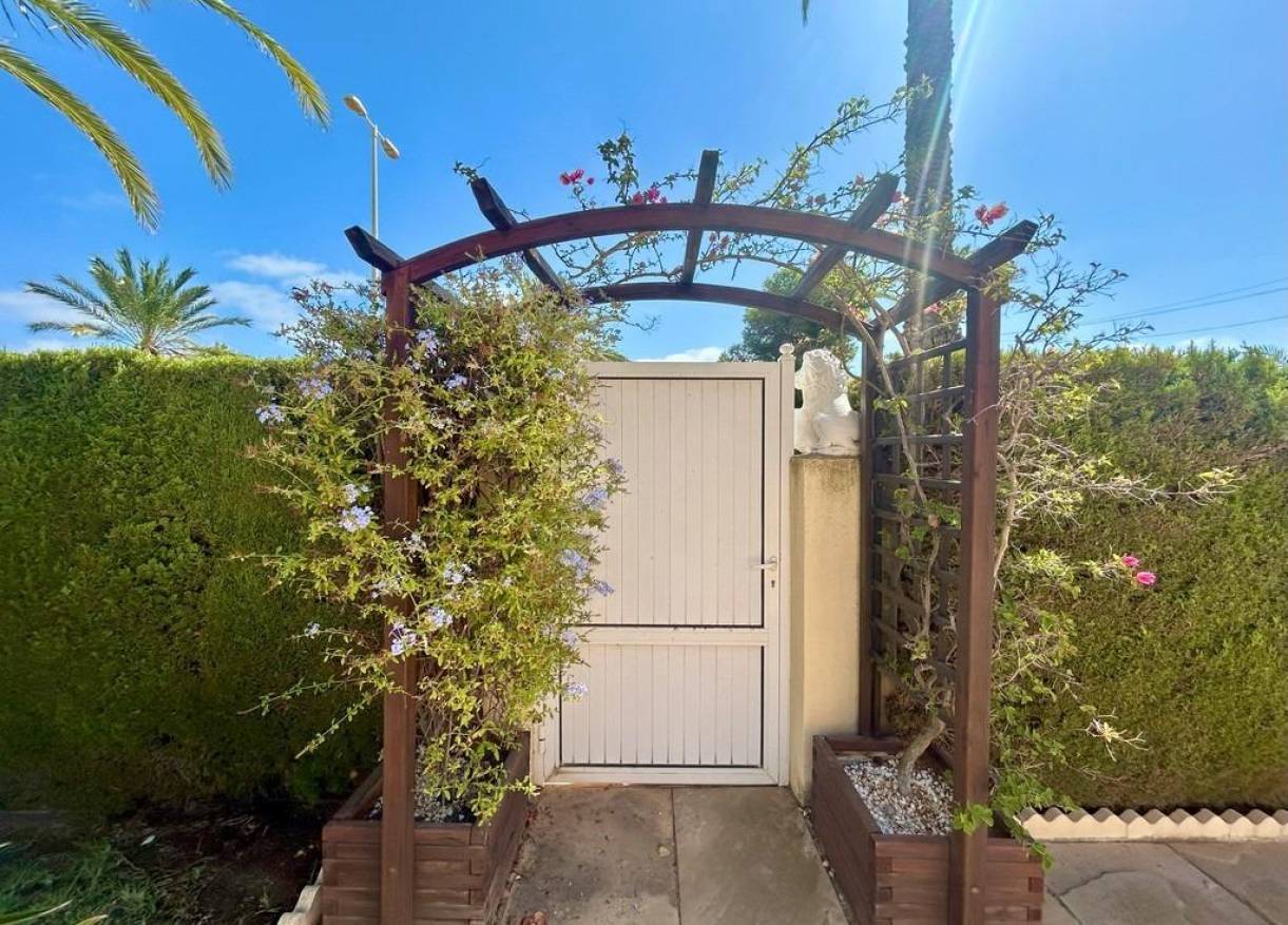 Bestaand - Villa - Orihuela Costa - Cabo Roig