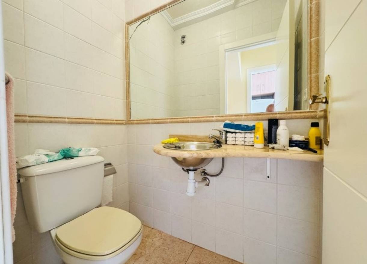 Bestaand - Townhouse / Semi-detached - Torrevieja - Aguas Nuevas