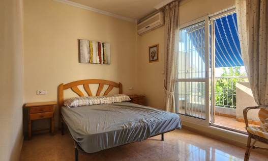 Bestaand - Townhouse / Semi-detached - Torrevieja - Aguas Nuevas