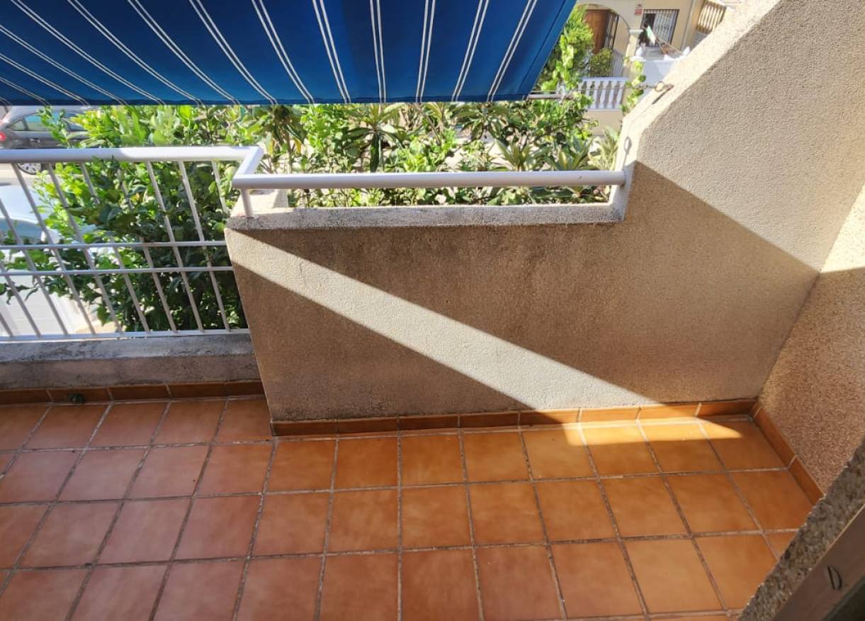 Bestaand - Townhouse / Semi-detached - Torrevieja - Aguas Nuevas