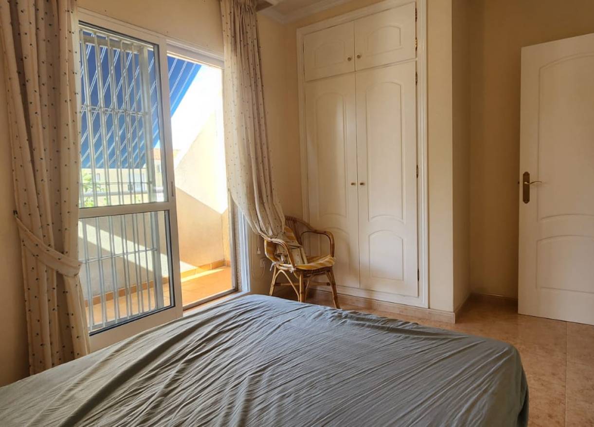 Bestaand - Townhouse / Semi-detached - Torrevieja - Aguas Nuevas