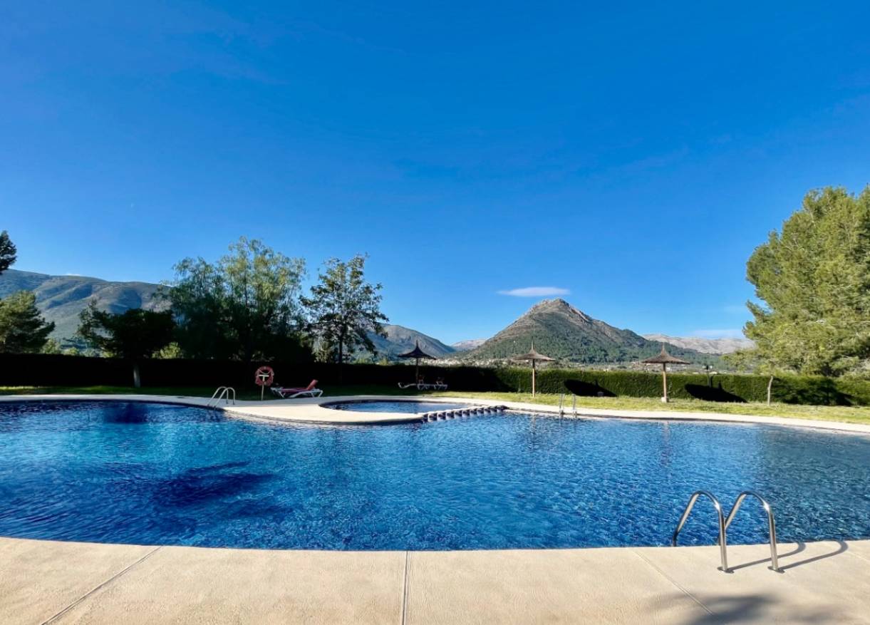 Bestaand - Half vrijstaande woning - Jalón Valley - Jalón Vallei