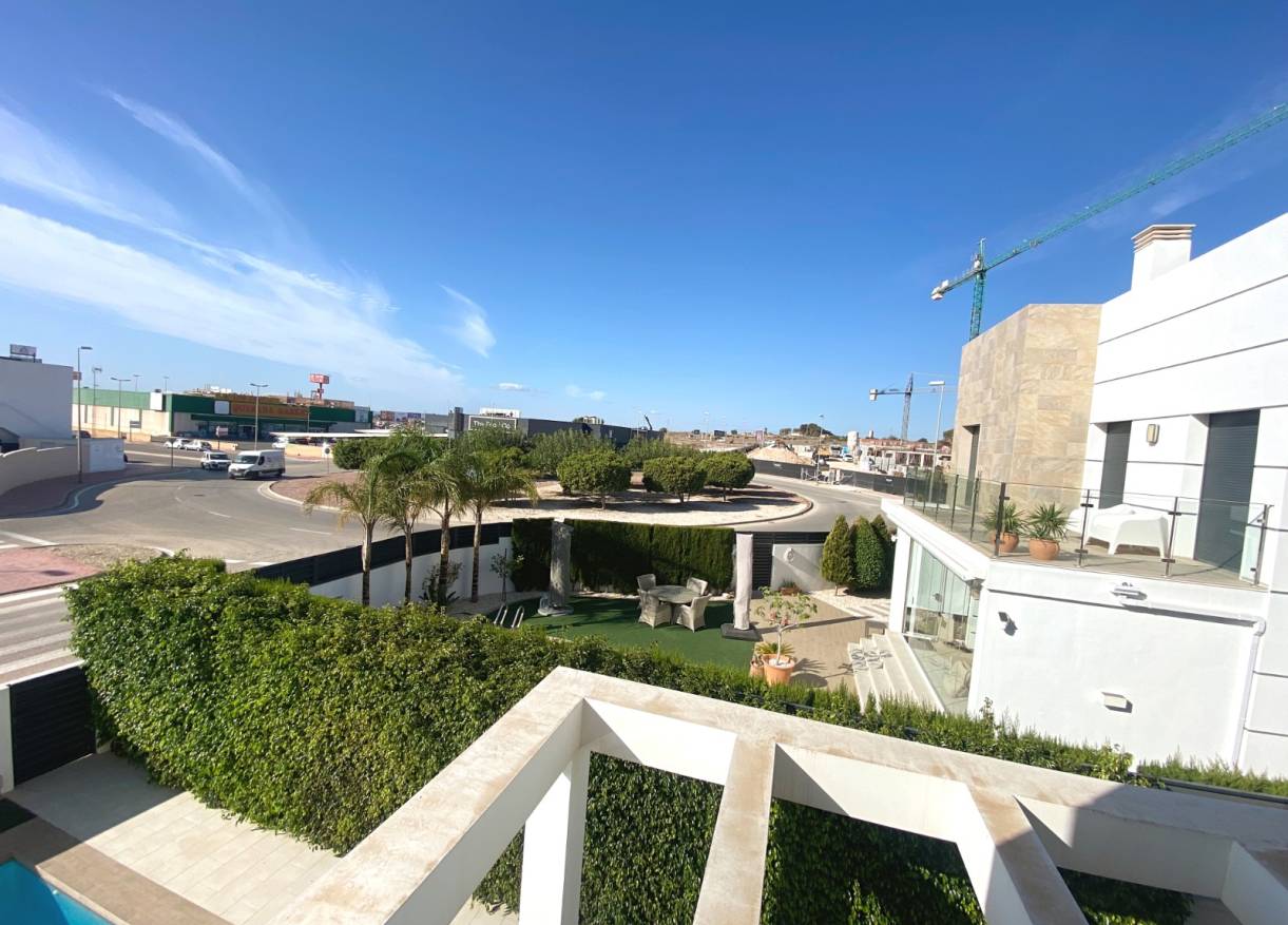 Bestaand - Villa - Ciudad Quesada - Doña Pepa