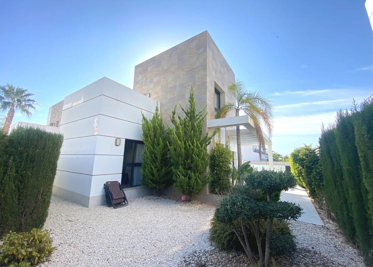 Bestaand - Villa - Ciudad Quesada - Doña Pepa