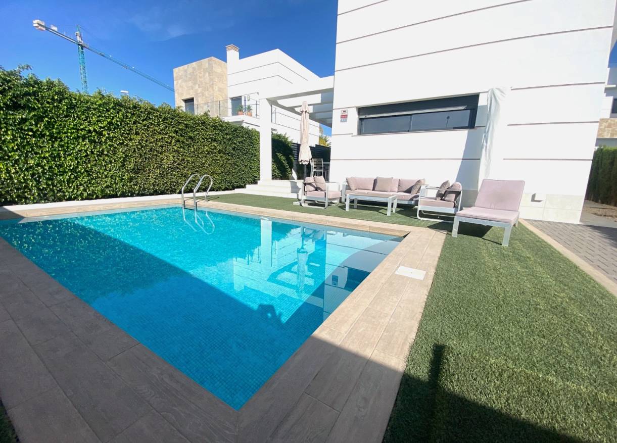 Bestaand - Villa - Ciudad Quesada - Doña Pepa