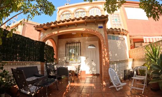Bestaand - Terraced house / Townhouse - Torrevieja - El Acequión - Los Náufragos