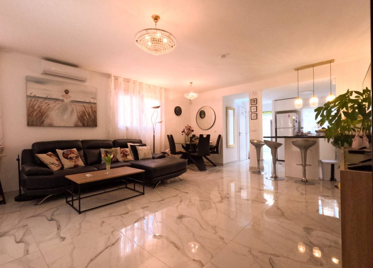 Bestaand - Terraced house / Townhouse - Torrevieja - El Acequión - Los Náufragos