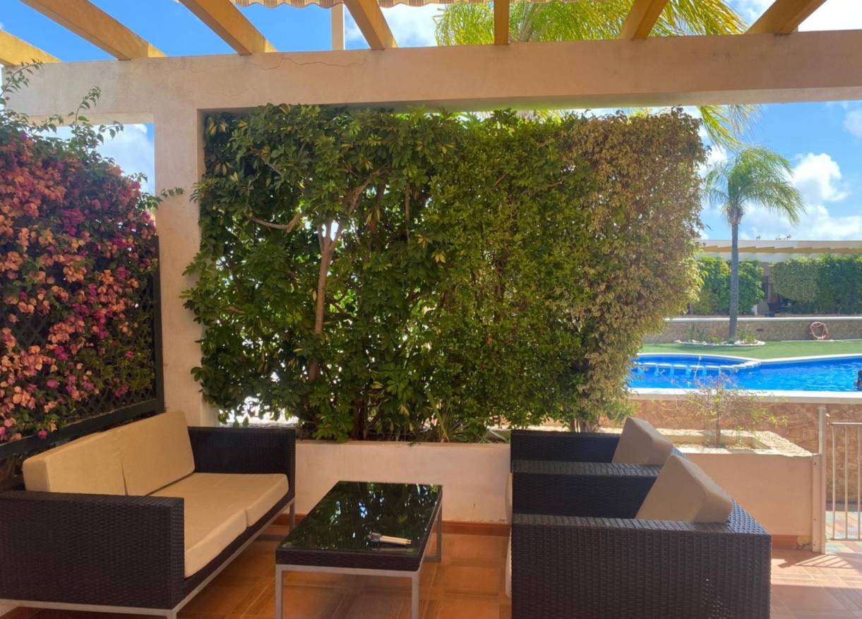 Bestaand - Terraced house / Townhouse - Orihuela Costa - Mil Palmeras