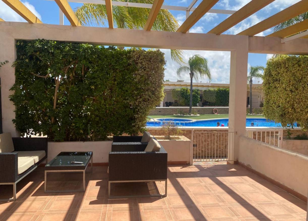 Bestaand - Terraced house / Townhouse - Orihuela Costa - Mil Palmeras