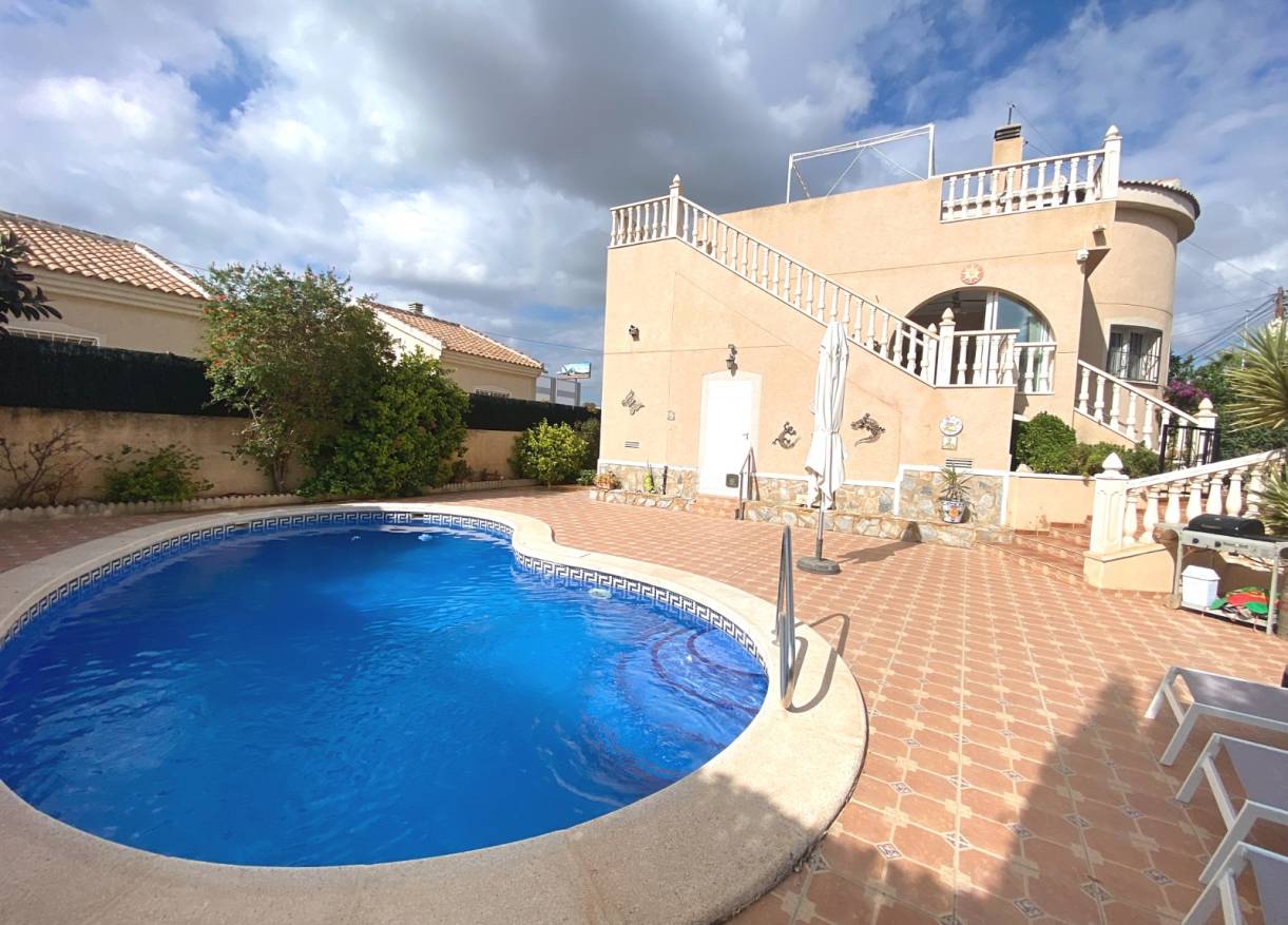 Bestaand - Villa - Ciudad Quesada - Central Quesada