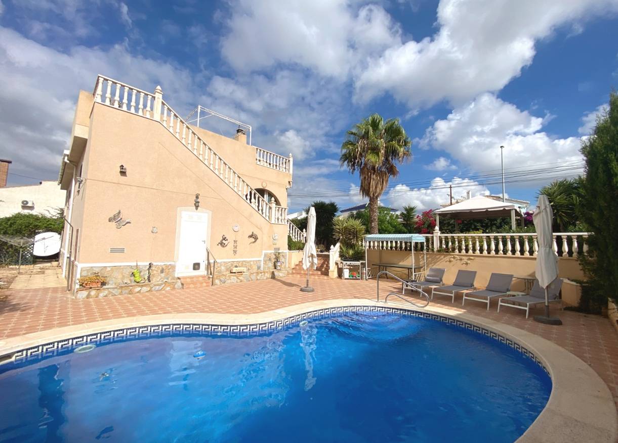 Bestaand - Villa - Ciudad Quesada - Central Quesada