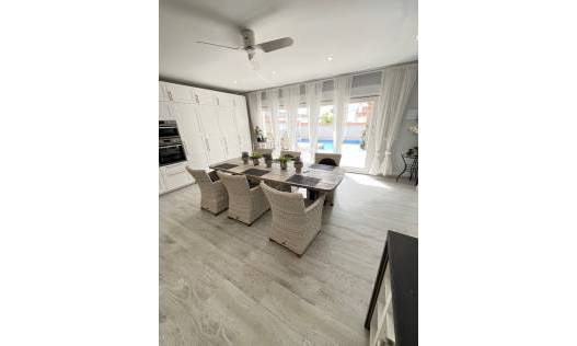 Bestaand - Villa - Ciudad Quesada - Central Quesada