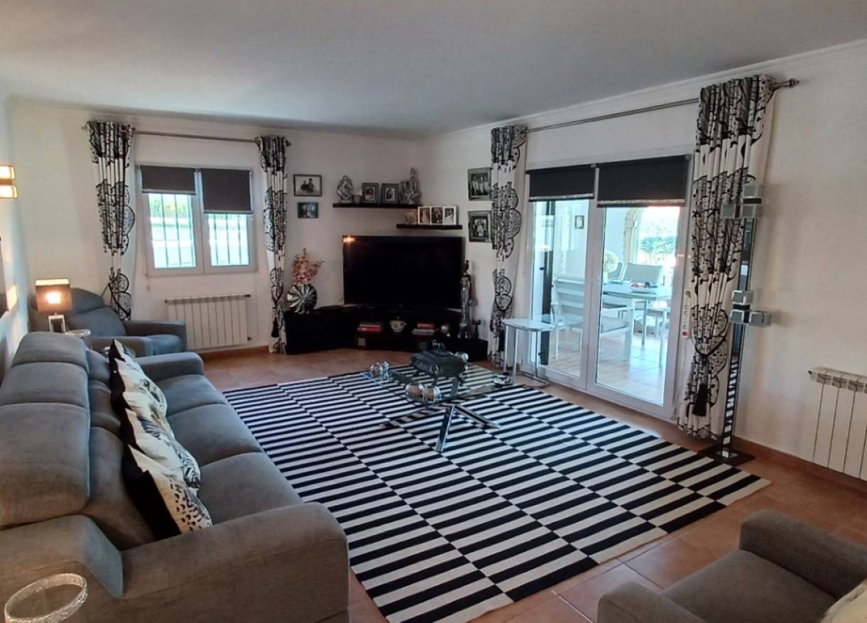 Bestaand - Villa - Denia