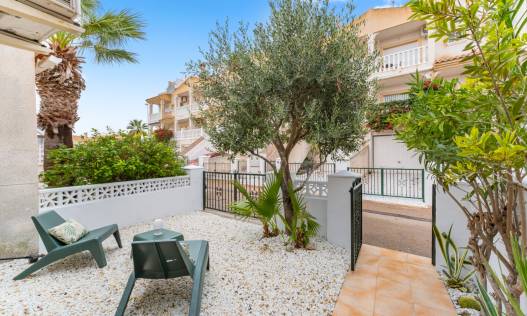 Bestaand - Townhouse / Semi-detached - Orihuela Costa - Villamartin