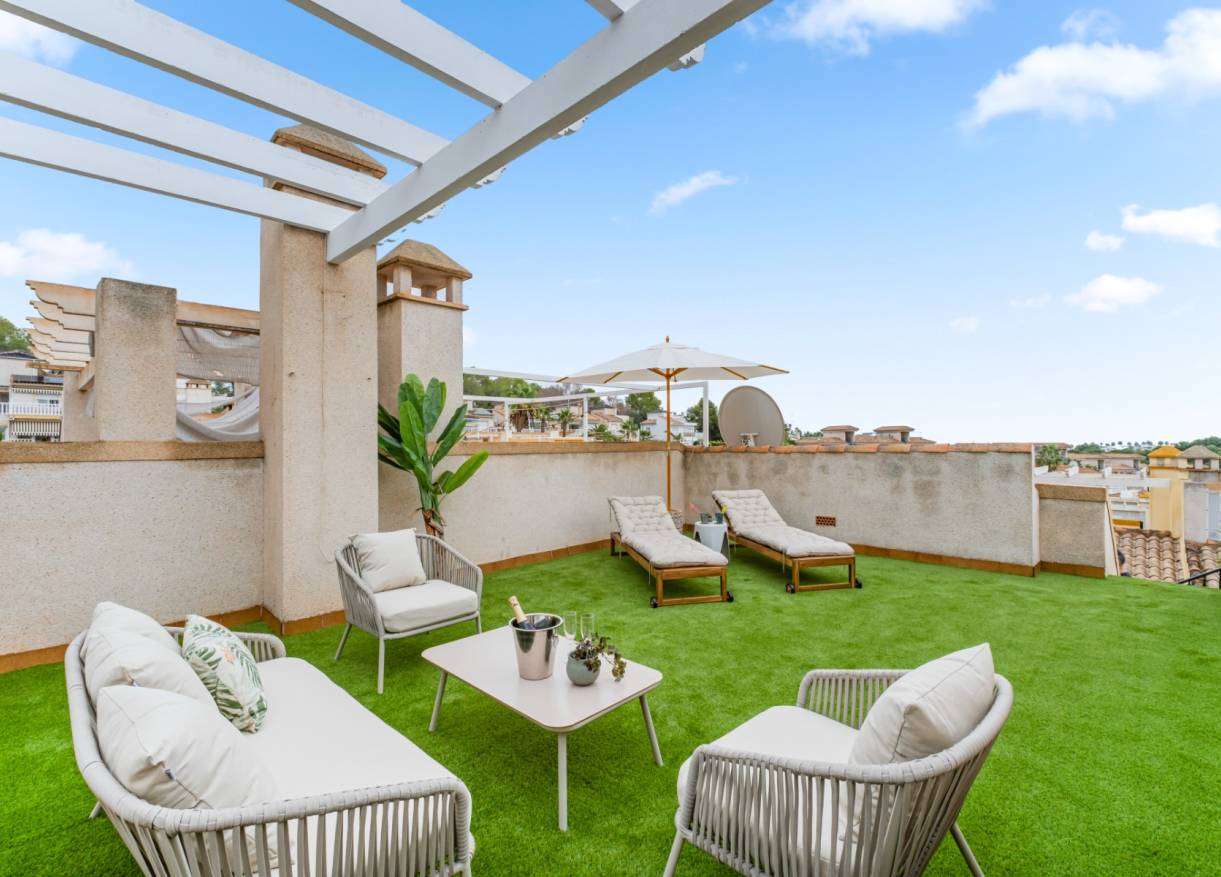 Bestaand - Townhouse / Semi-detached - Orihuela Costa - Villamartin