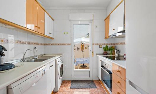 Bestaand - Townhouse / Semi-detached - Torrevieja - Habaneras