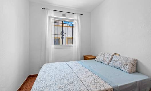 Bestaand - Townhouse / Semi-detached - Torrevieja - Habaneras