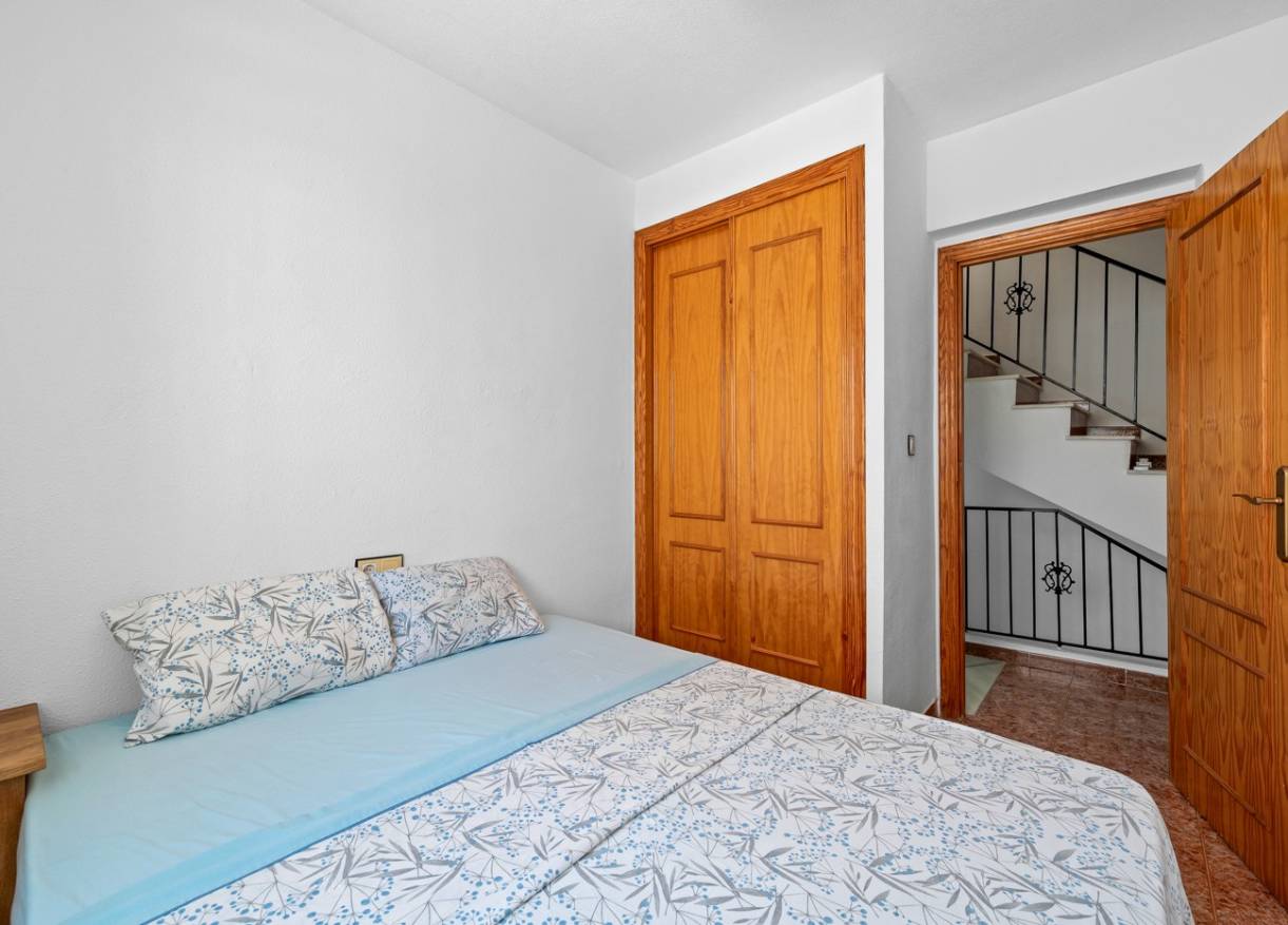 Bestaand - Townhouse / Semi-detached - Torrevieja - Habaneras