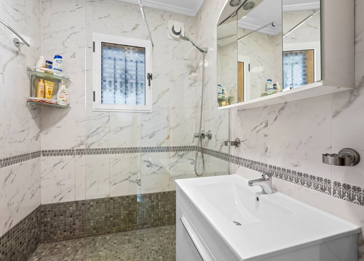 Bestaand - Townhouse / Semi-detached - Torrevieja - Habaneras