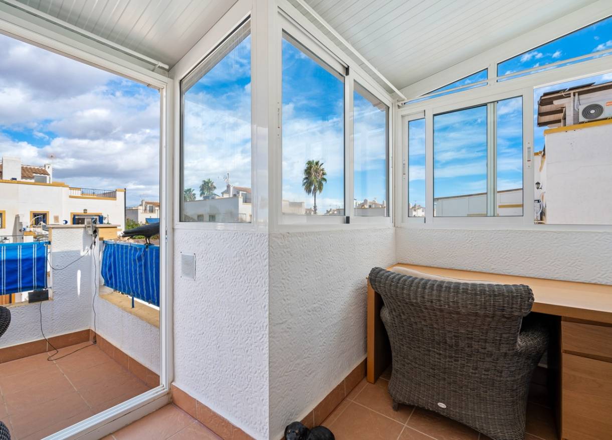 Bestaand - Townhouse / Semi-detached - Torrevieja - Habaneras