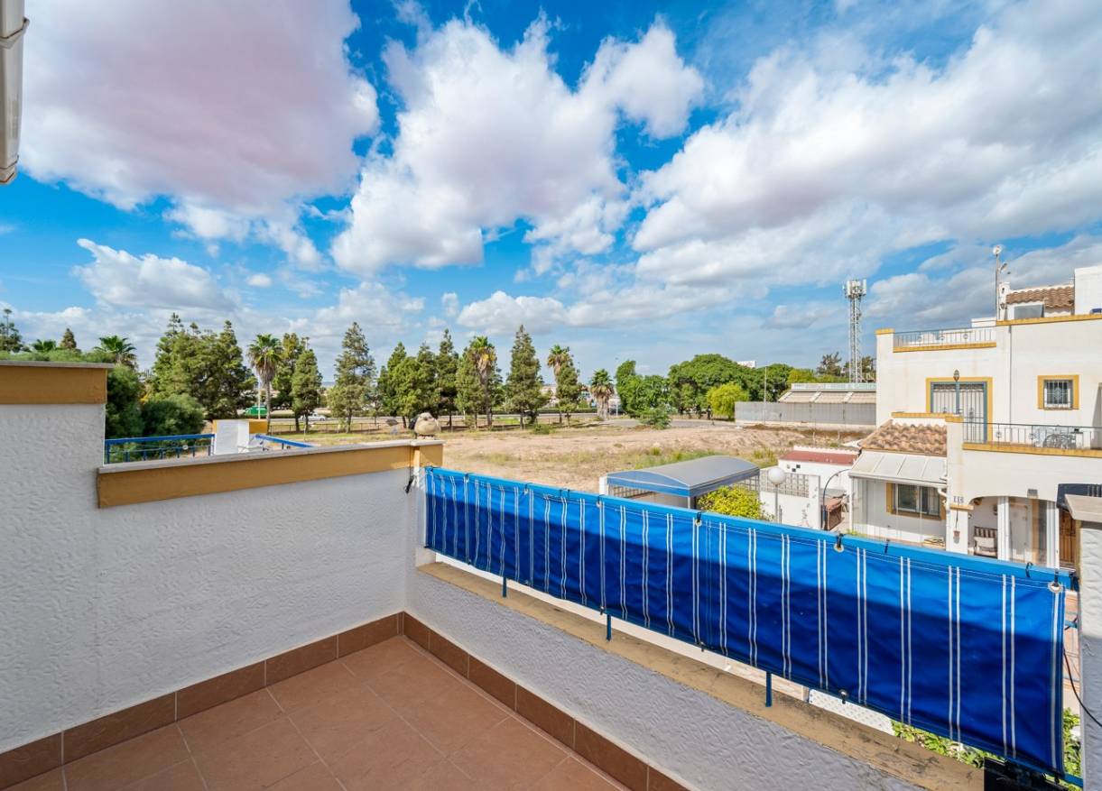 Bestaand - Townhouse / Semi-detached - Torrevieja - Habaneras