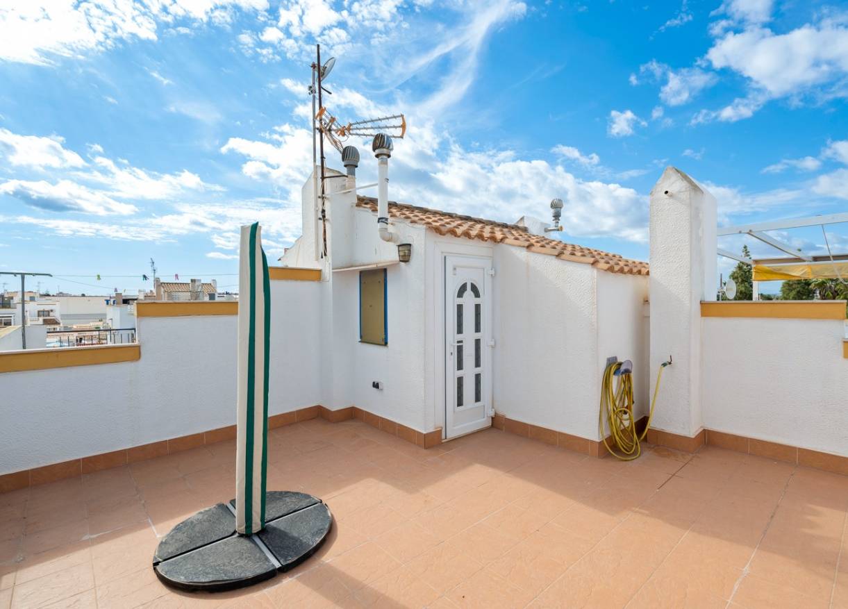 Bestaand - Townhouse / Semi-detached - Torrevieja - Habaneras