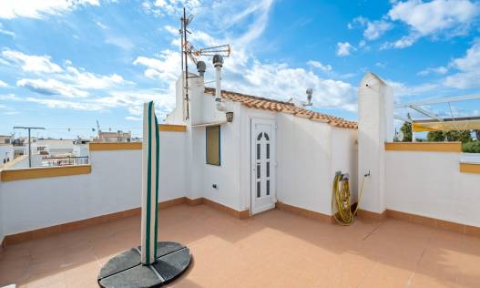 Bestaand - Townhouse / Semi-detached - Torrevieja - Habaneras