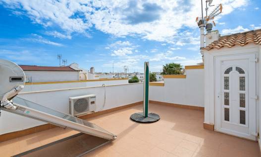 Bestaand - Townhouse / Semi-detached - Torrevieja - Habaneras