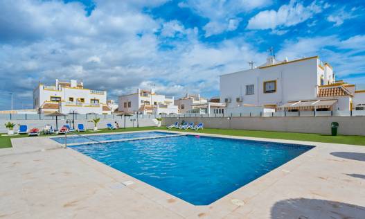 Bestaand - Townhouse / Semi-detached - Torrevieja - Habaneras