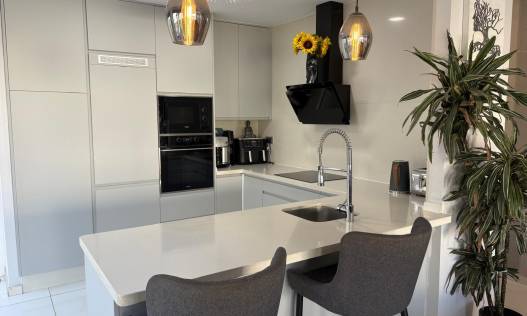 Bestaand - Villa - Orihuela Costa - Villamartin