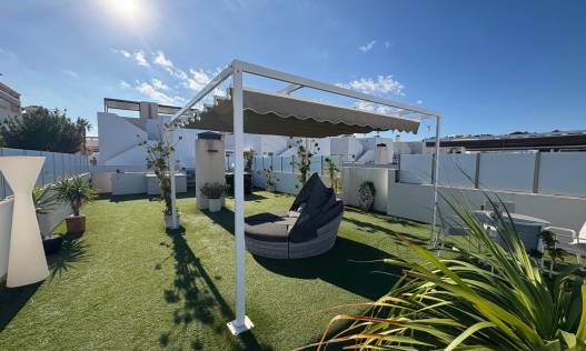 Bestaand - Villa - Orihuela Costa - Villamartin