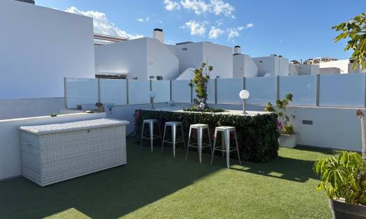 Bestaand - Villa - Orihuela Costa - Villamartin