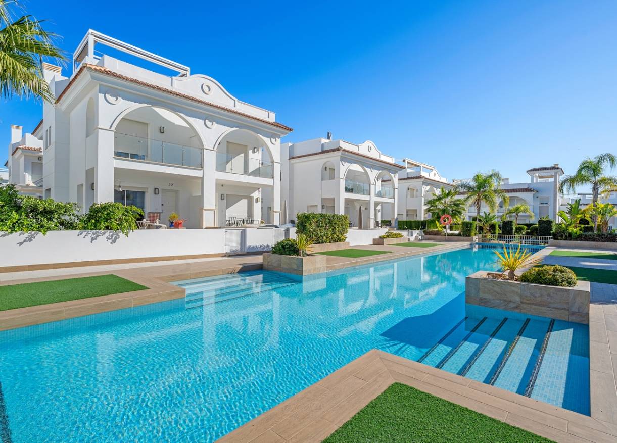 Bestaand - Townhouse / Semi-detached - Ciudad Quesada - Doña Pepa