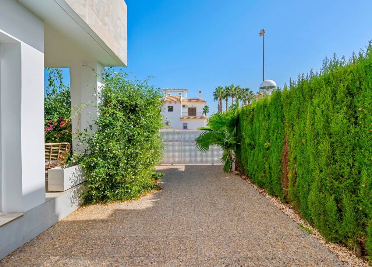 Bestaand - Townhouse / Semi-detached - Ciudad Quesada - Doña Pepa