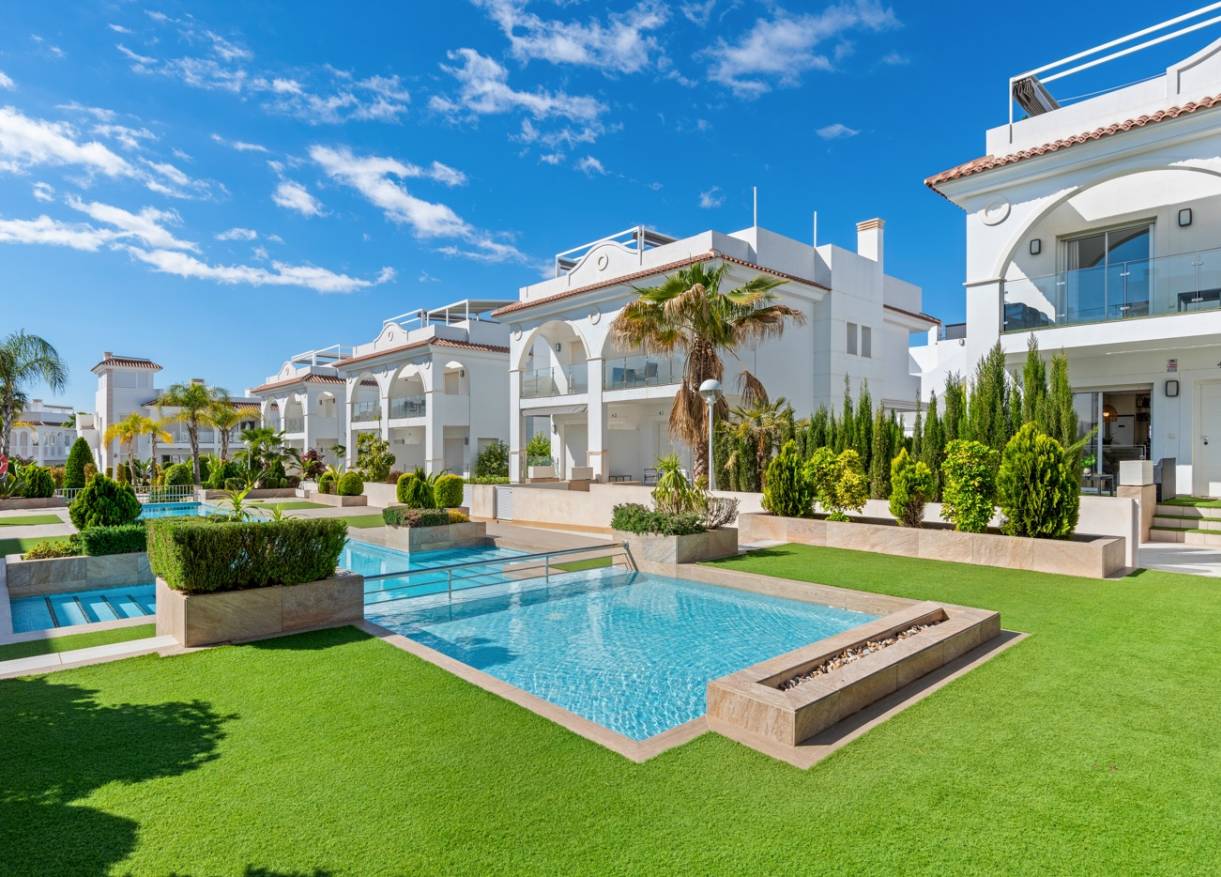 Bestaand - Townhouse / Semi-detached - Ciudad Quesada - Doña Pepa