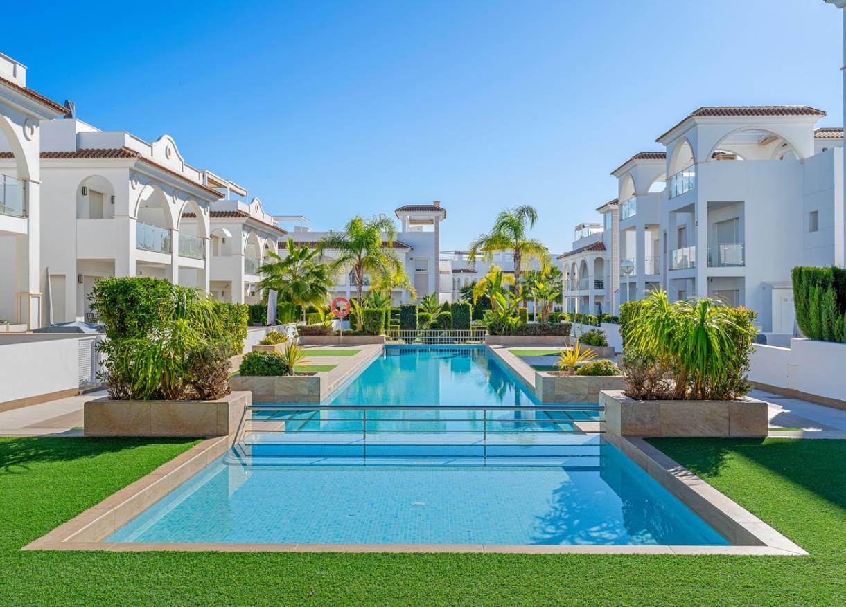 Bestaand - Townhouse / Semi-detached - Ciudad Quesada - Doña Pepa