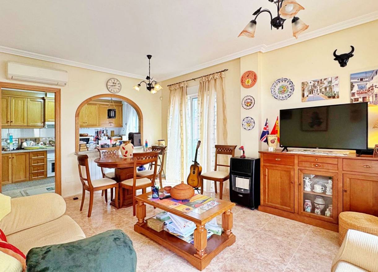 Bestaand - Townhouse / Semi-detached - Orihuela Costa - Villamartin