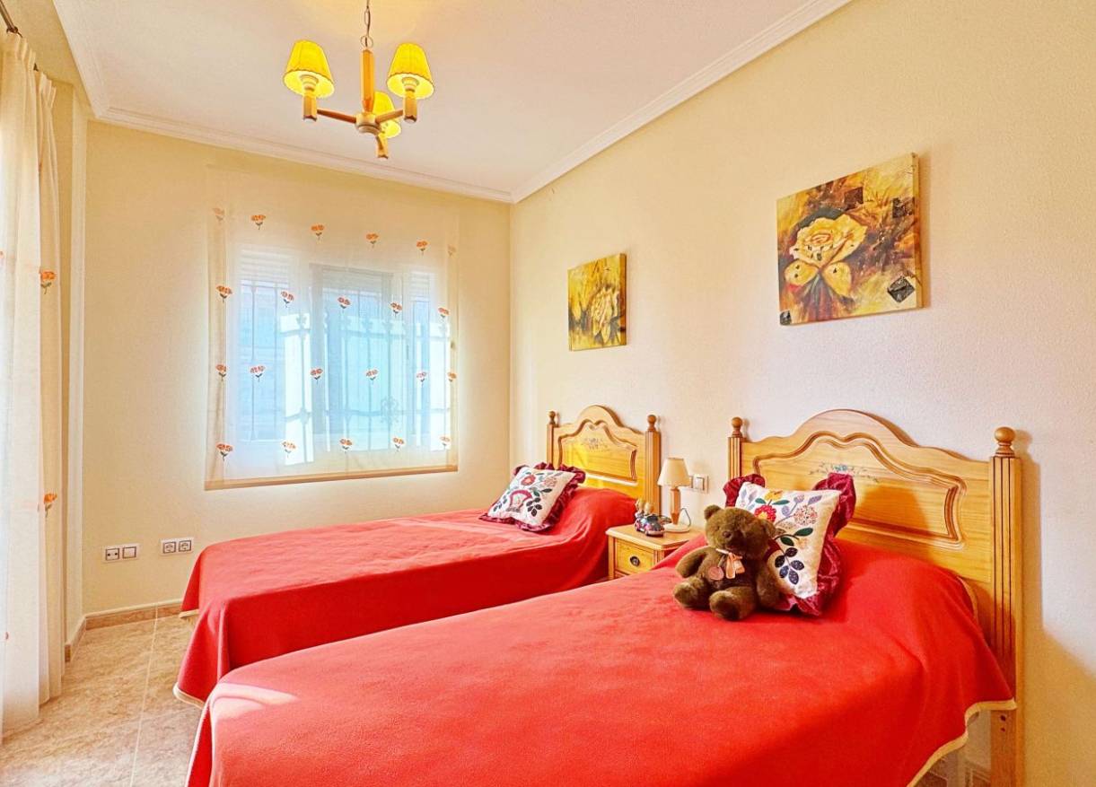 Bestaand - Townhouse / Semi-detached - Orihuela Costa - Villamartin