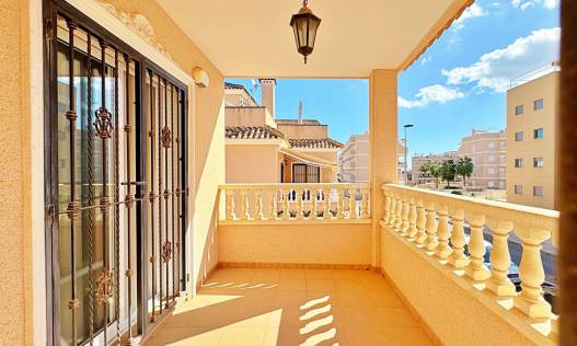 Bestaand - Townhouse / Semi-detached - Orihuela Costa - Villamartin
