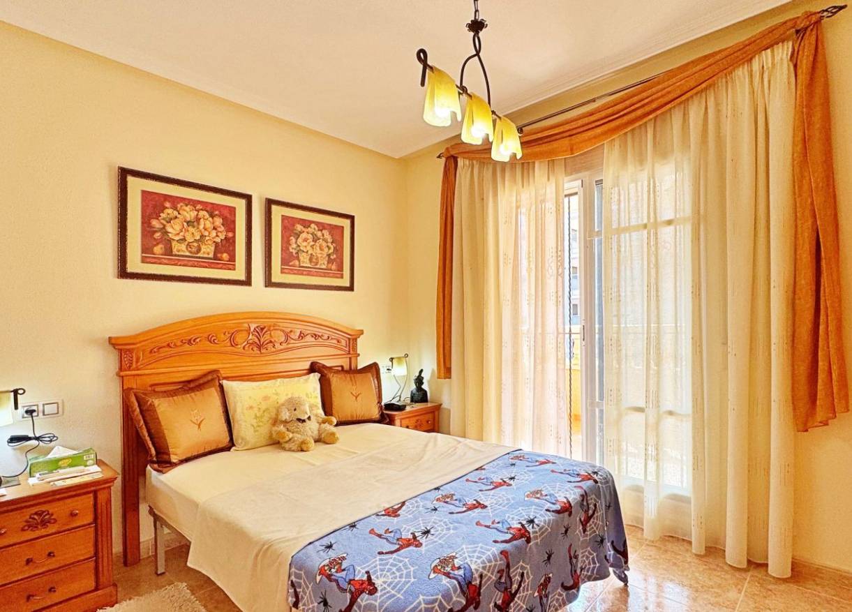 Bestaand - Townhouse / Semi-detached - Orihuela Costa - Villamartin