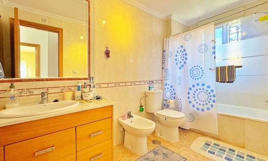 Bestaand - Townhouse / Semi-detached - Orihuela Costa - Villamartin