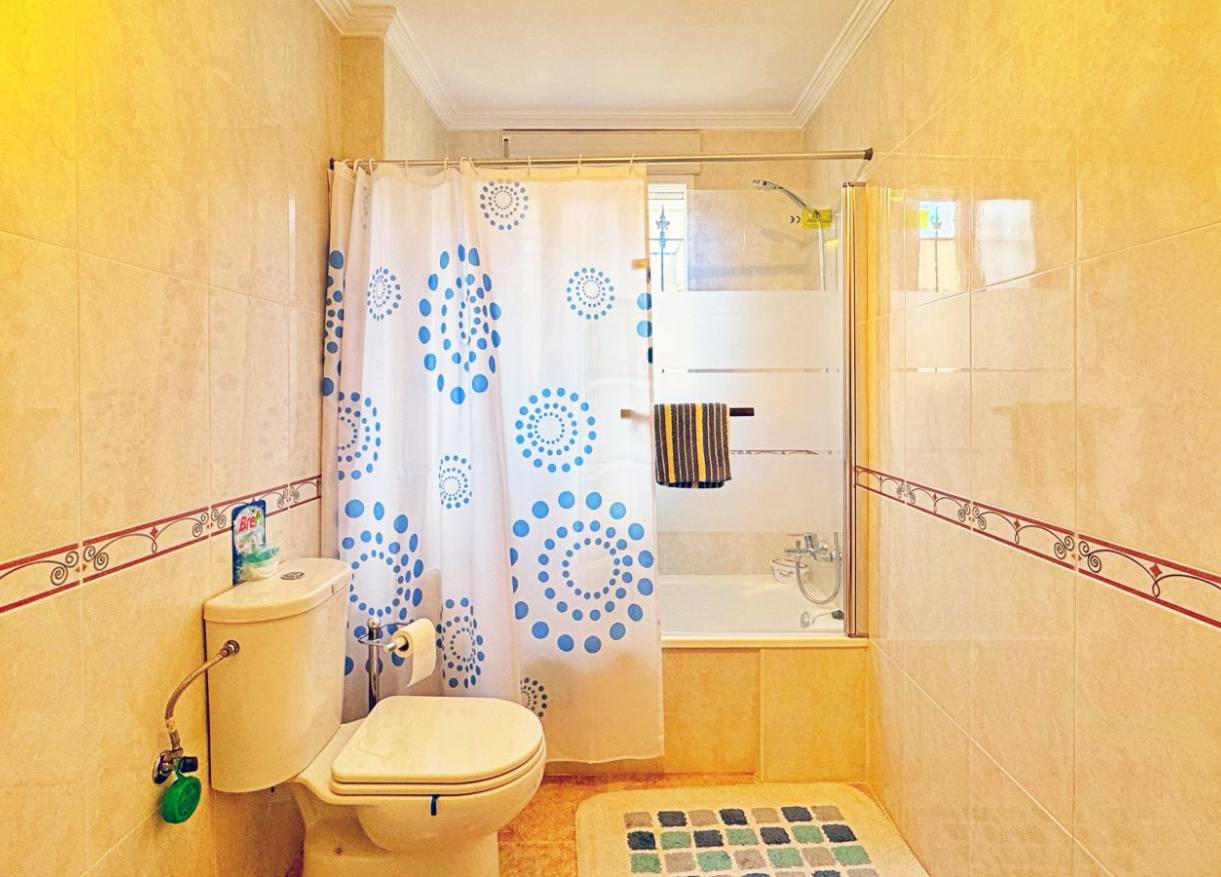 Bestaand - Townhouse / Semi-detached - Orihuela Costa - Villamartin