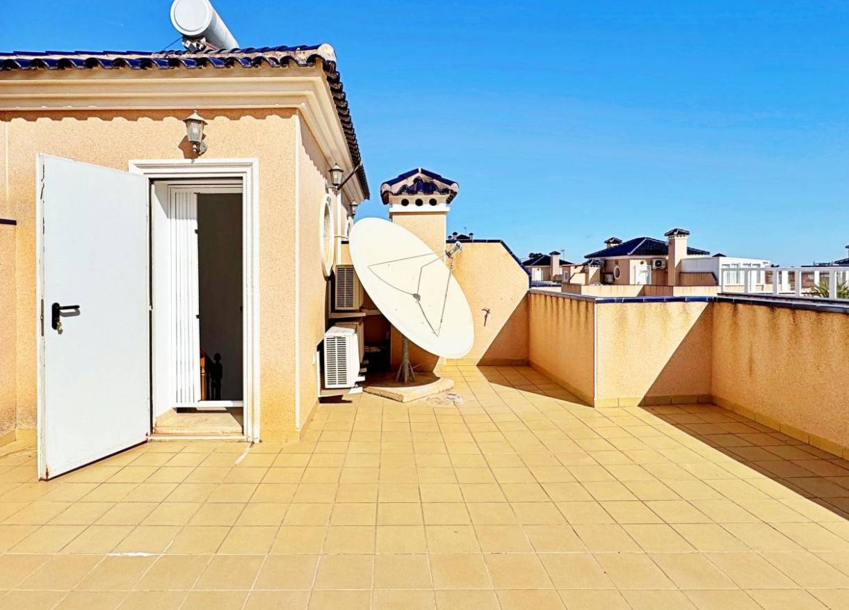 Bestaand - Townhouse / Semi-detached - Orihuela Costa - Villamartin