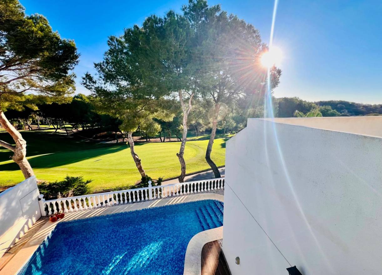 Bestaand - Villa - Orihuela Costa - Lomas de Campoamor-Las Ramblas