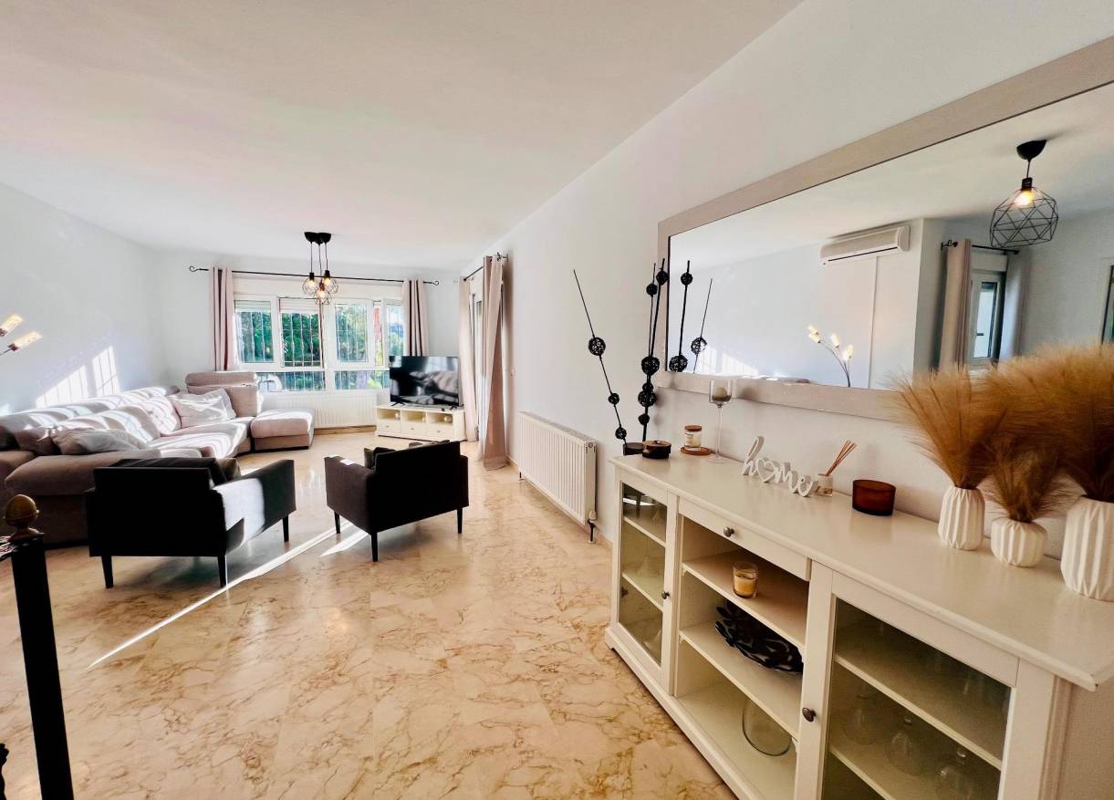 Bestaand - Villa - Orihuela Costa - Lomas de Campoamor-Las Ramblas