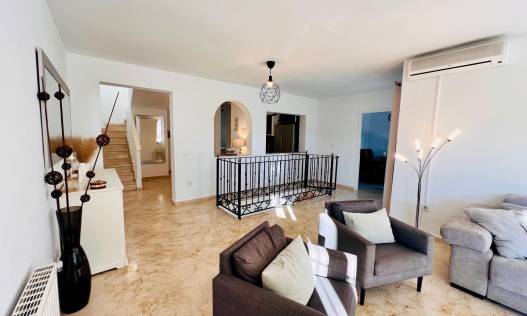 Bestaand - Villa - Orihuela Costa - Lomas de Campoamor-Las Ramblas